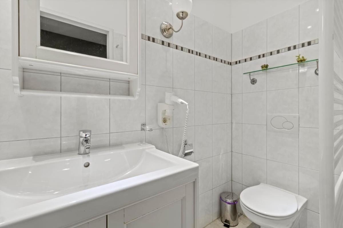 Apartment Neben Augarten I 5 Min To Metro I 10 Min To